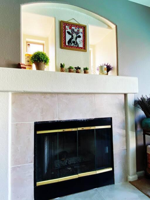 Amazing Heated Pool And Private Hot Tub 3Br In Heart Of Lv Villa Las Vegas Eksteriør bilde
